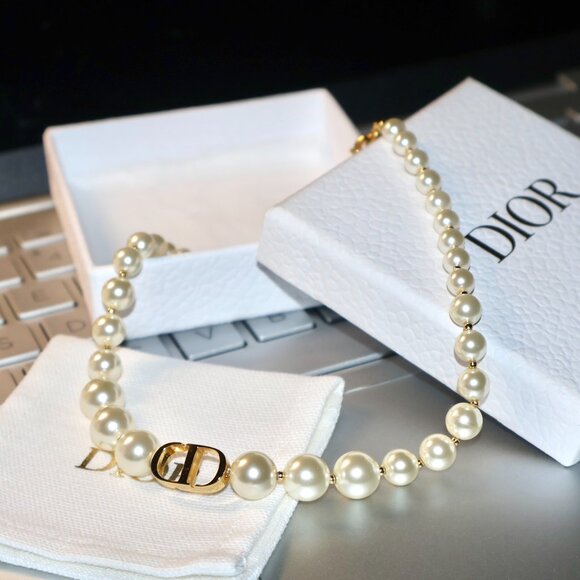 Dior Gold Chain Bracelet - Picture 2 of 6